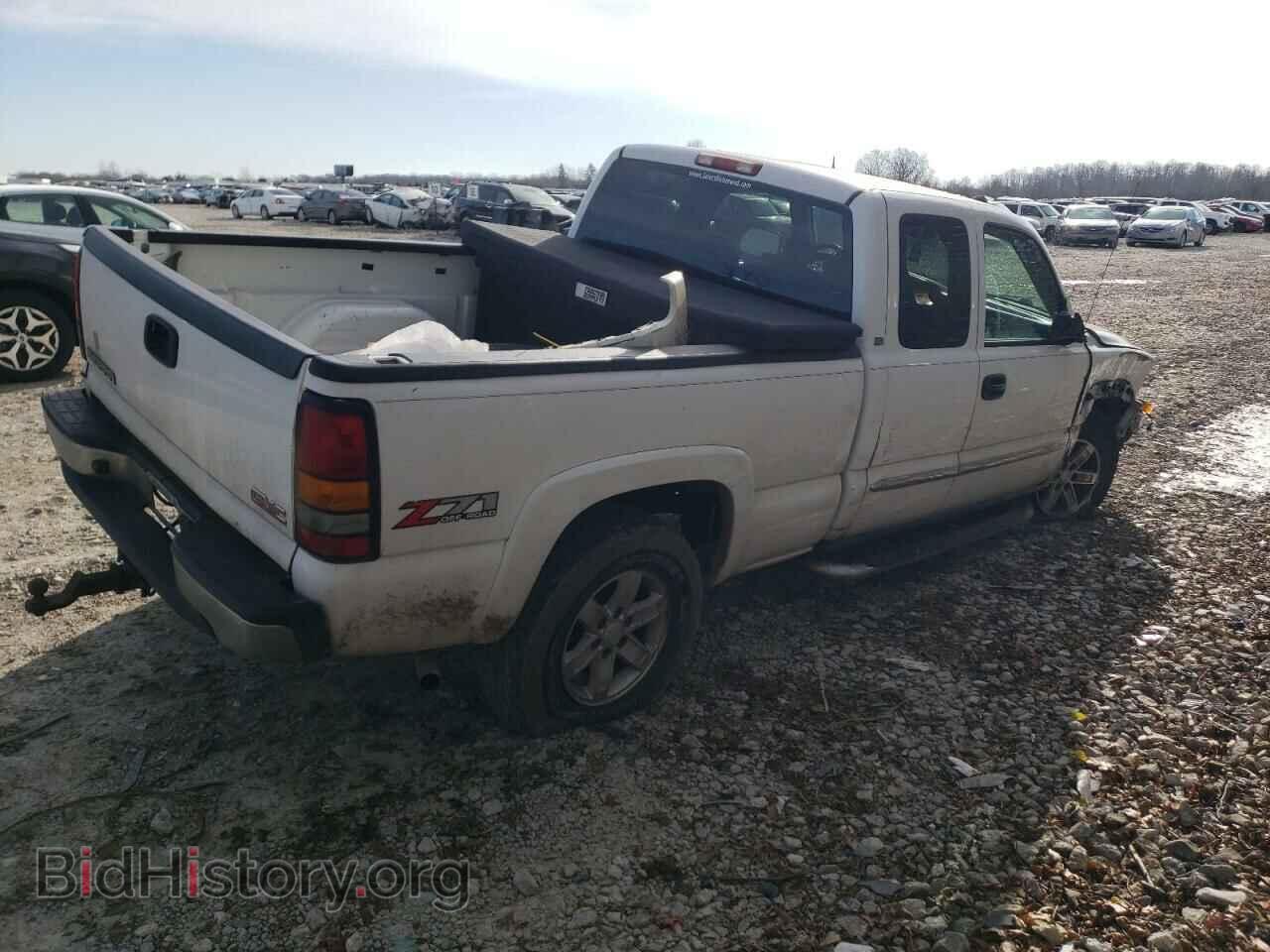 2005 GMC SIERRA - VIN: 1GTEK19B15E137467 - Фото 3