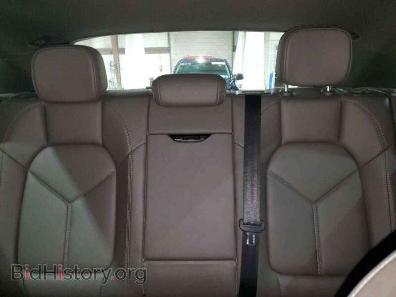 2015 Porsche MACAN (VIN WP1AB2A52FLB43347) — photo 10 of 14