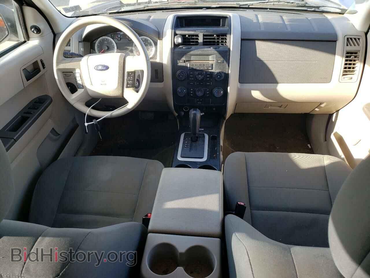 2010 FORD ESCAPE - VIN: 1FMCU0C74AKB35977 - Фото 8