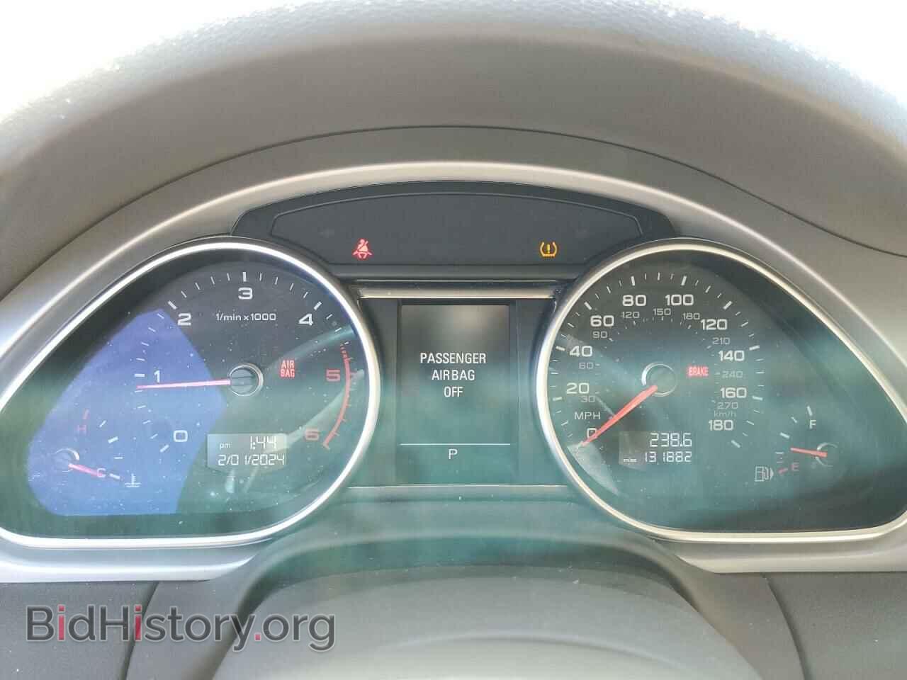 2013 AUDI Q7 - VIN: WA1LMAFE9DD002820 - Фото 9