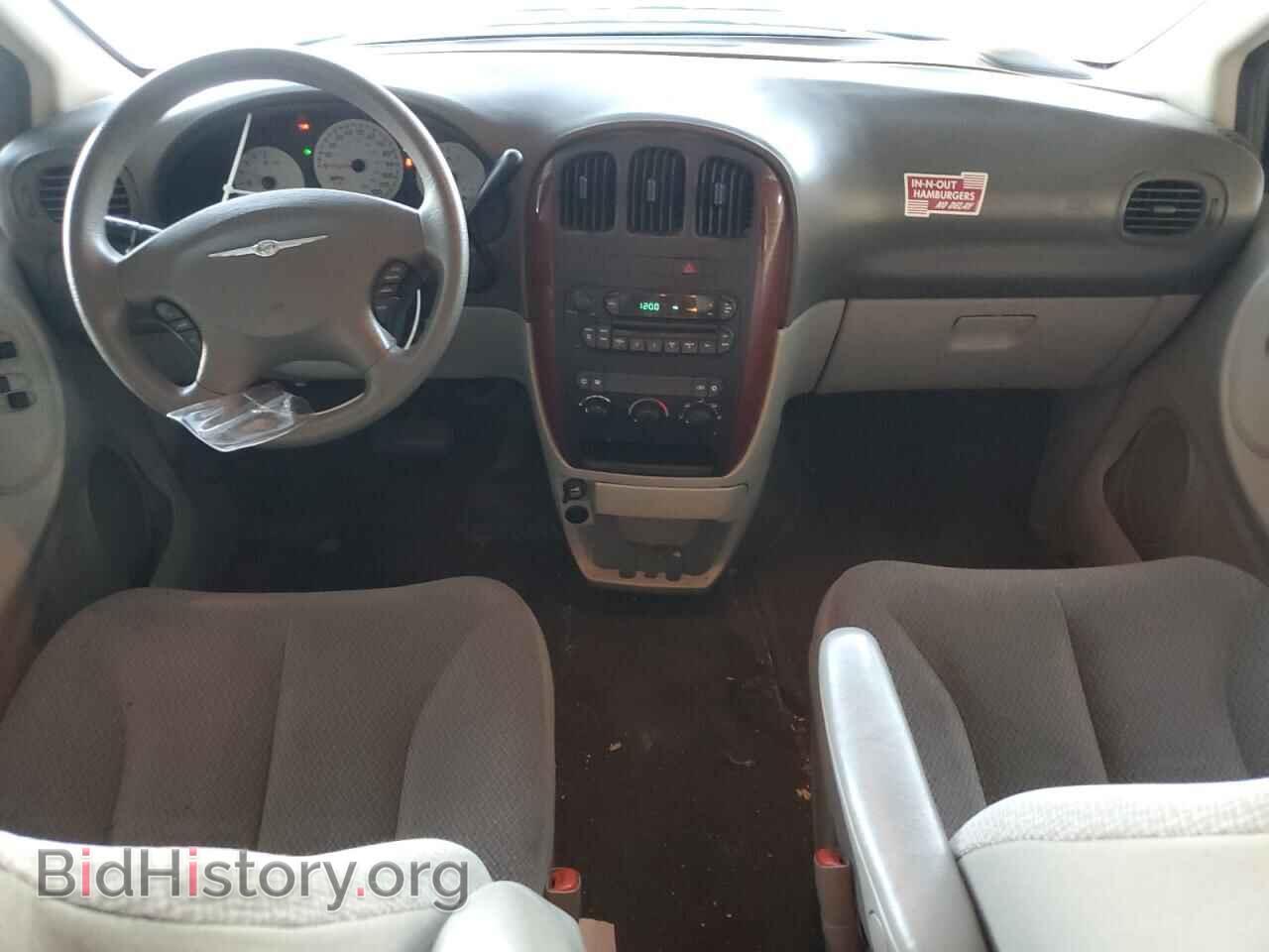 2005 CHRYSLER MINIVAN - VIN: 1C4GP45R35B270277 - Фото 8