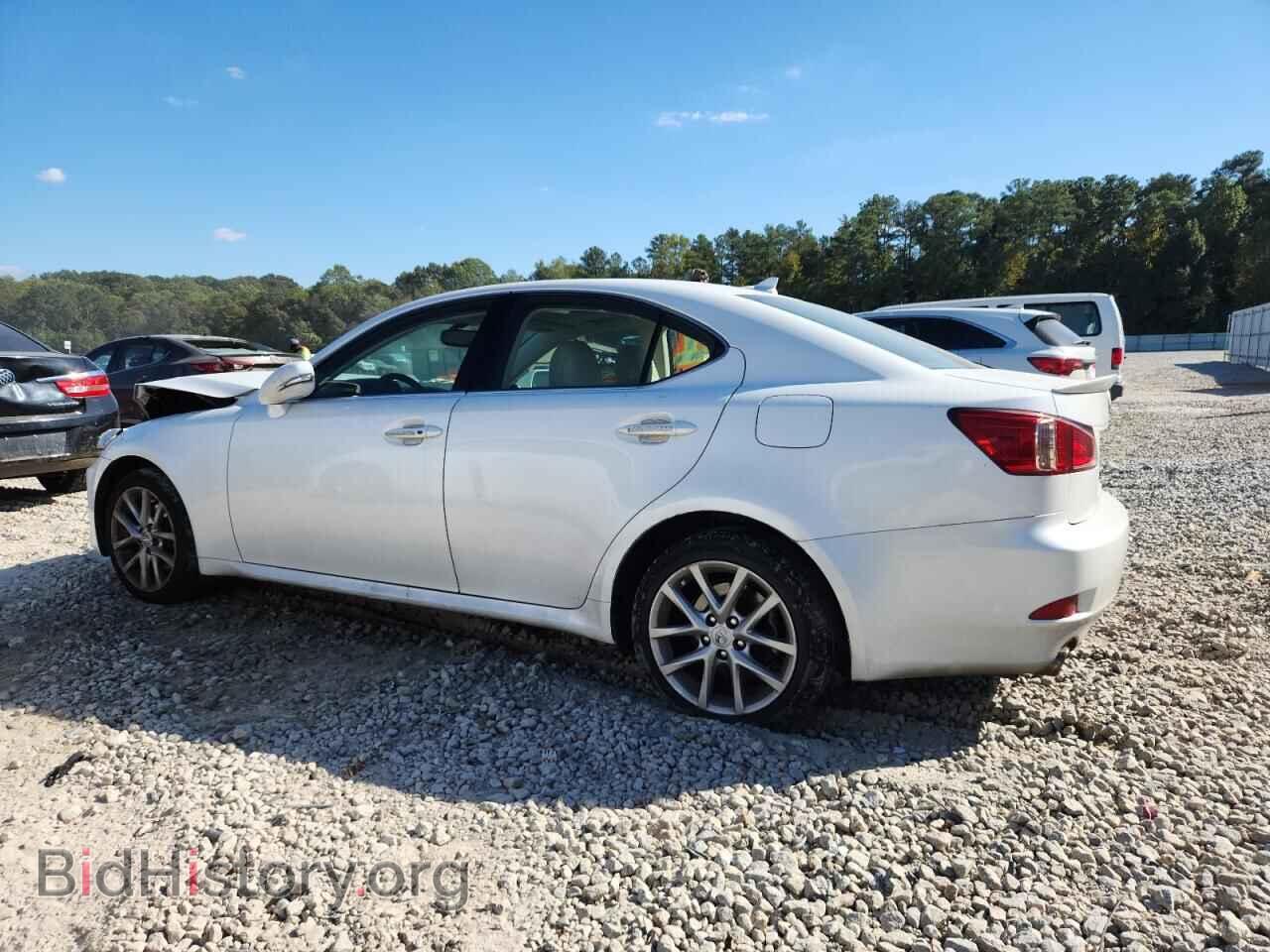 2011 LEXUS IS - VIN: JTHCF5C26B5044983 - Фото 2