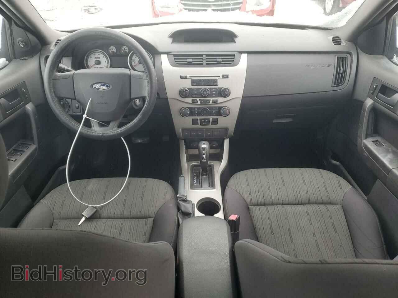 2011 FORD FOCUS - VIN: 1FAHP3FN2BW151995 - Фото 8