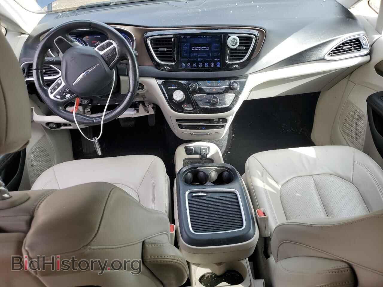 2017 CHRYSLER PACIFICA - VIN: 2C4RC1EG2HR656065 - Photo 8