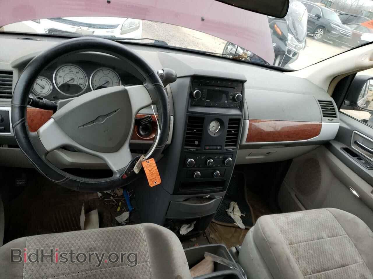 2008 CHRYSLER MINIVAN - VIN: 2A8HR54P68R691364 - Фото 8