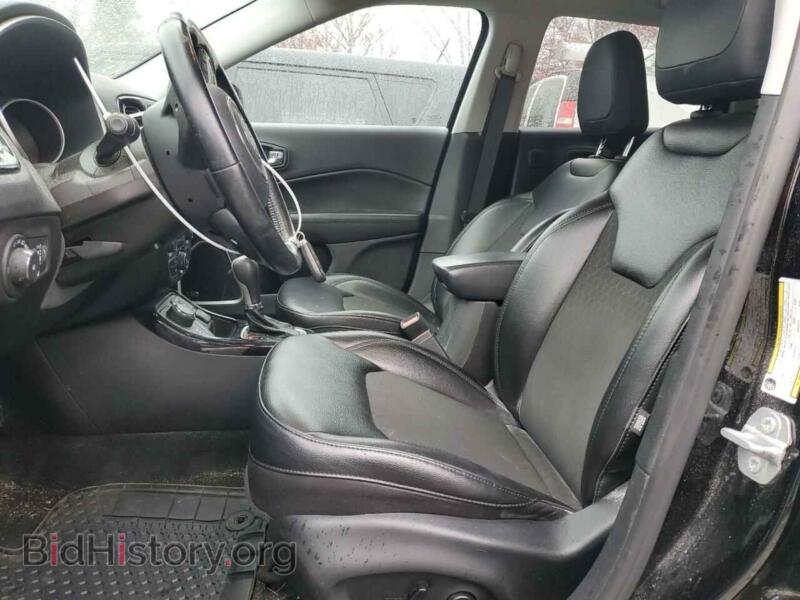 2020 Jeep COMPASS (VIN 3C4NJDBB0LT145216) — photo 7 of 13