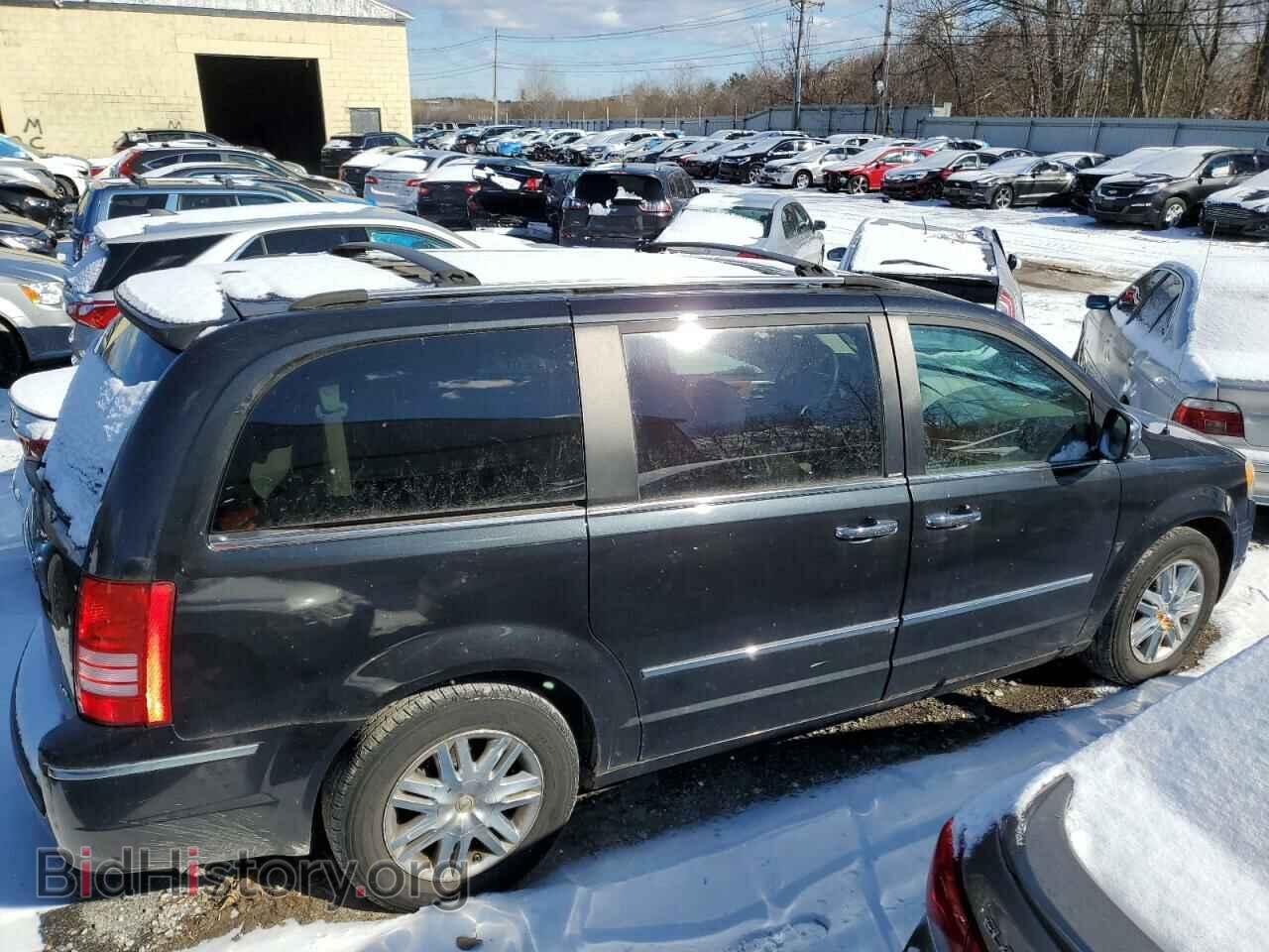 2008 CHRYSLER MINIVAN - VIN: 2A8HR64X48R740583 - Фото 3