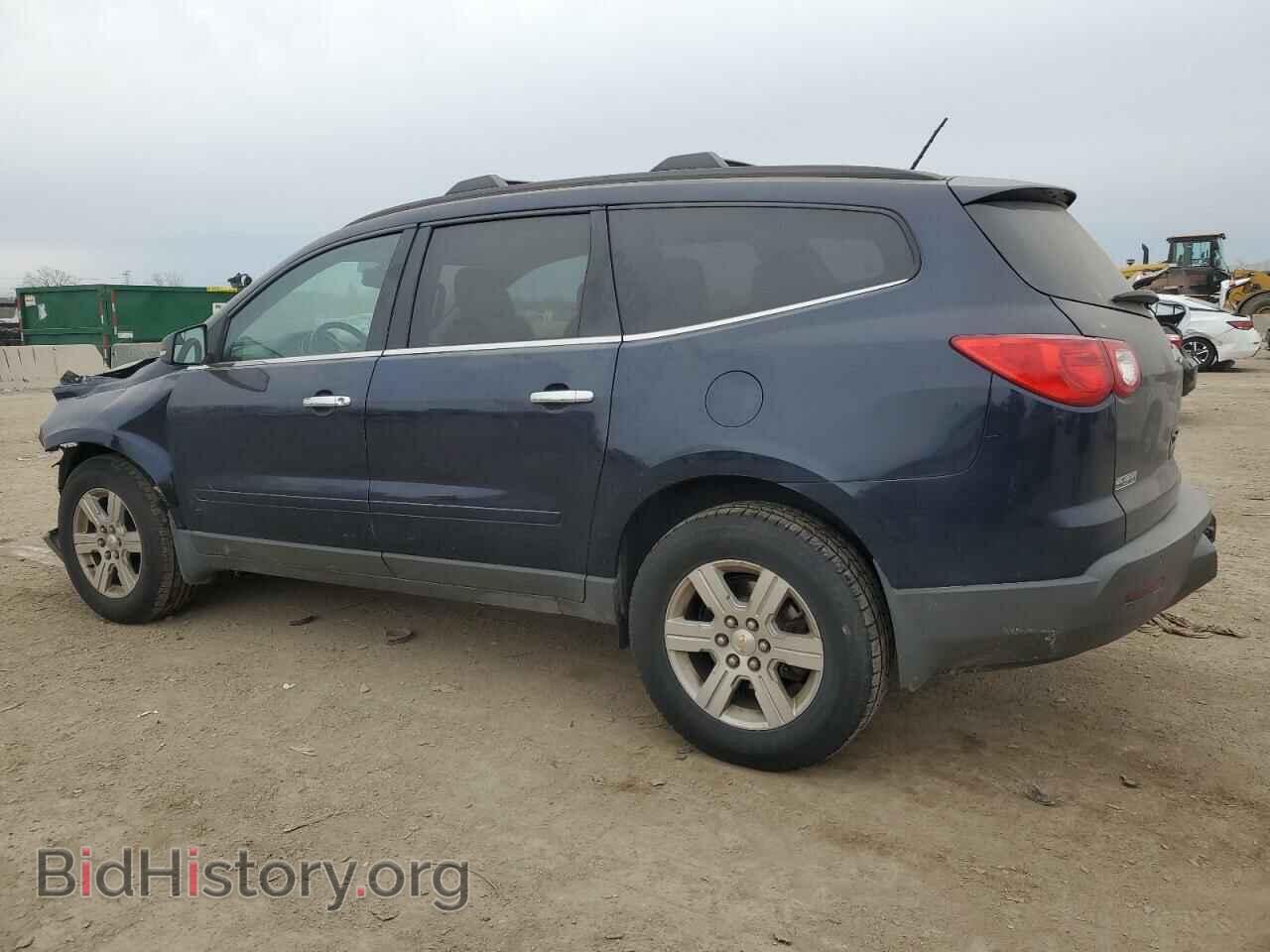 2011 CHEVROLET TRAVERSE - VIN: 1GNKRGED1BJ257515 - Фото 2