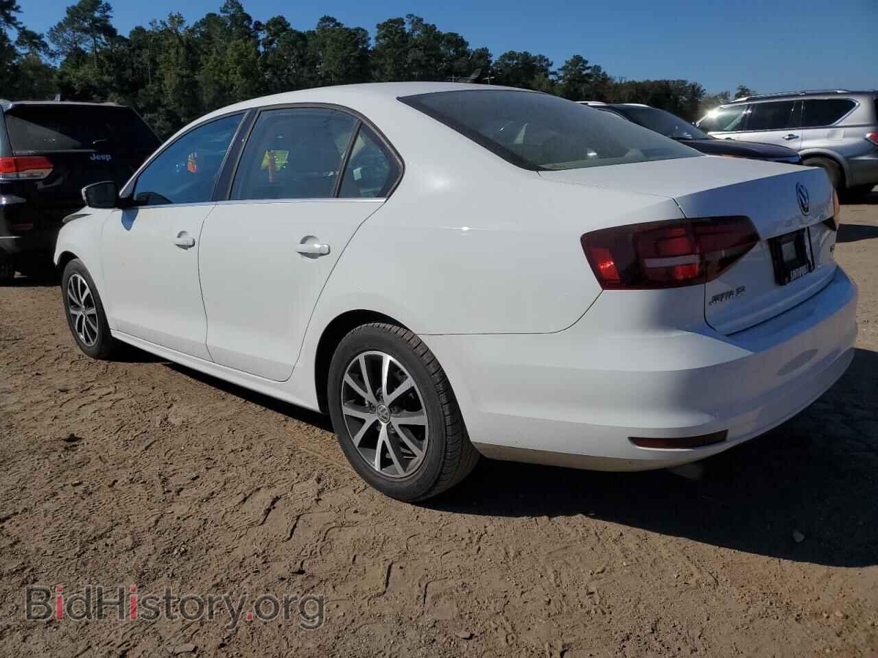 2017 VOLKSWAGEN JETTA - VIN: 3VWDB7AJ5HM250481 - Фото 2