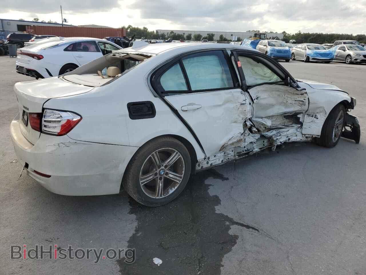 2014 BMW 3 SERIES - VIN: WBA3B1G51ENN90599 - Фото 3