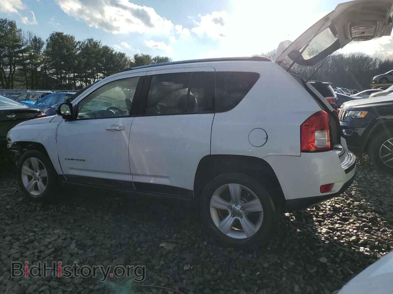 2011 JEEP COMPASS - VIN: 1J4NF1FB0BD194070 - Фото 2