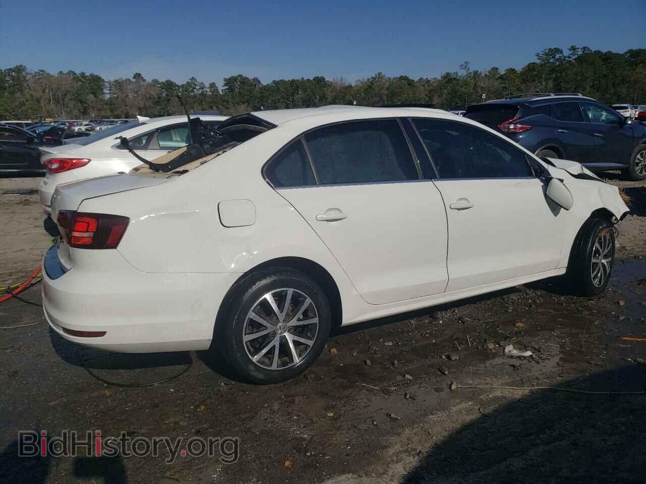 2017 VOLKSWAGEN JETTA - VIN: 3VWDB7AJ8HM227034 - Photo 3