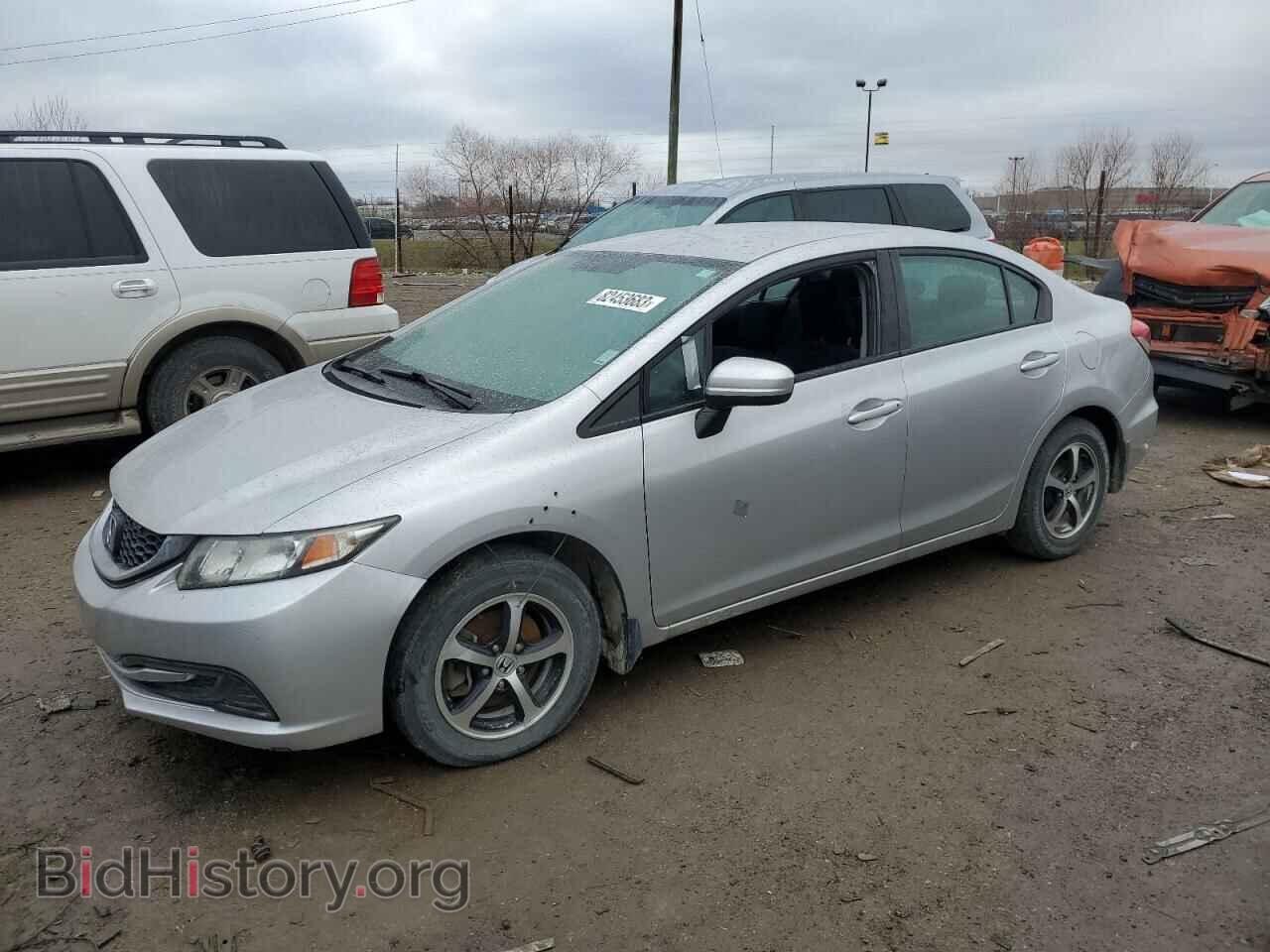 Фотография 19XFB2F75FE044208 - HONDA CIVIC 2015