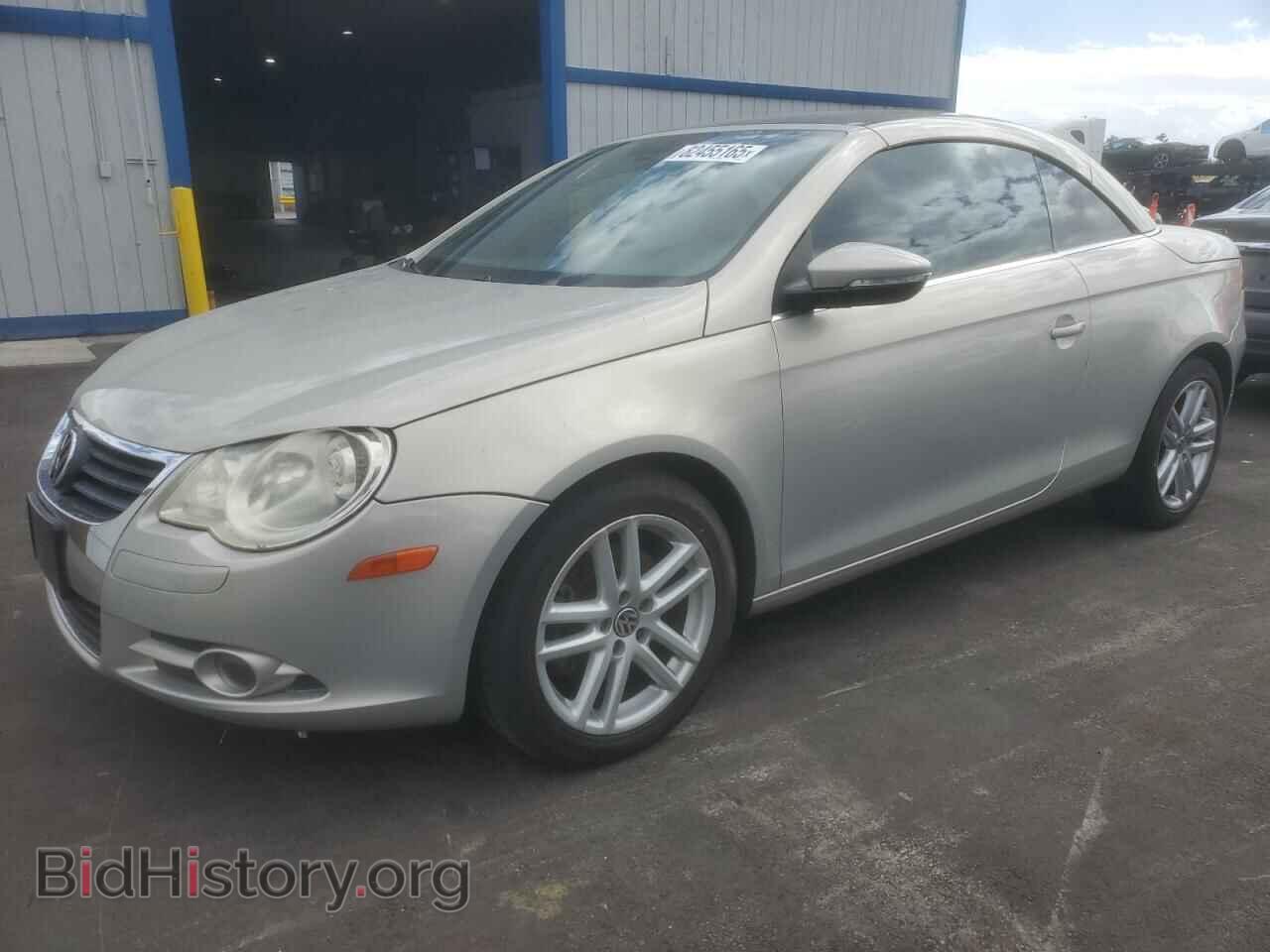 Photo WVWFA71F29V007082 - VOLKSWAGEN EOS 2009