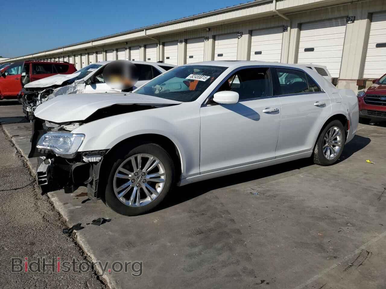 Фотография 2C3CCAAG9LH115626 - CHRYSLER 300 2020