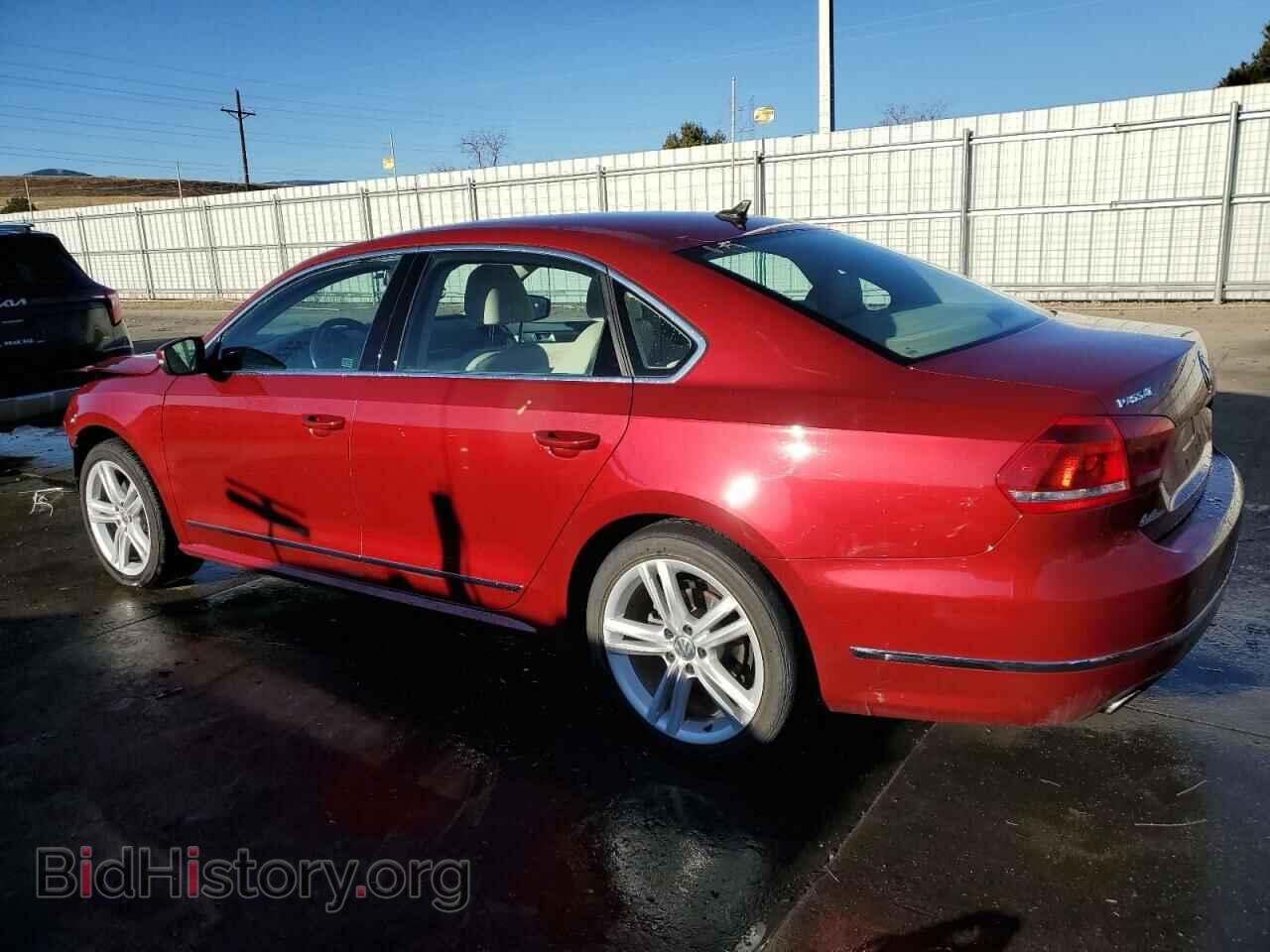 2015 VOLKSWAGEN PASSAT - VIN: 1VWCV7A38FC106393 - Фото 2