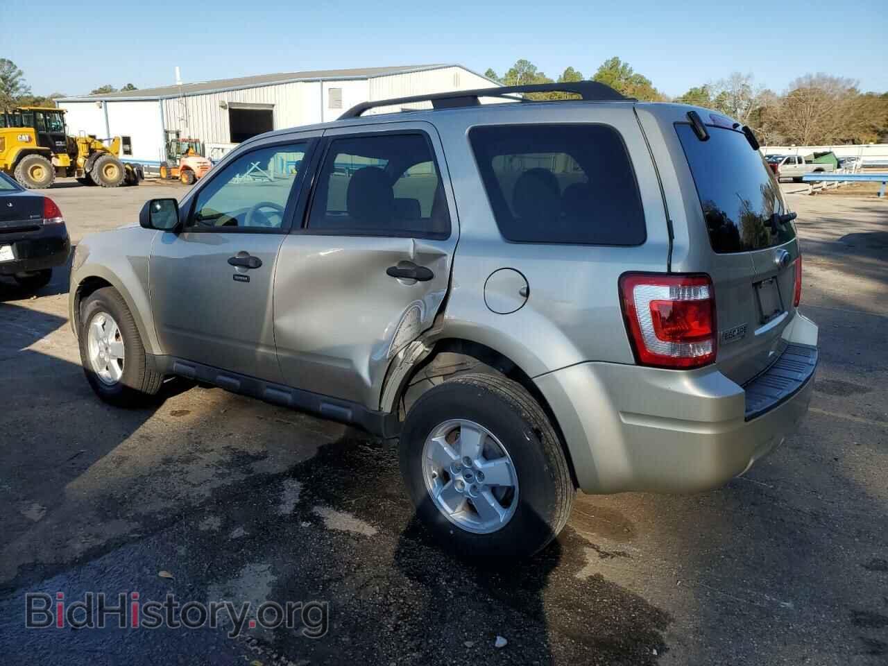 2010 FORD ESCAPE - VIN: 1FMCU0D79AKD00601 - Фото 2