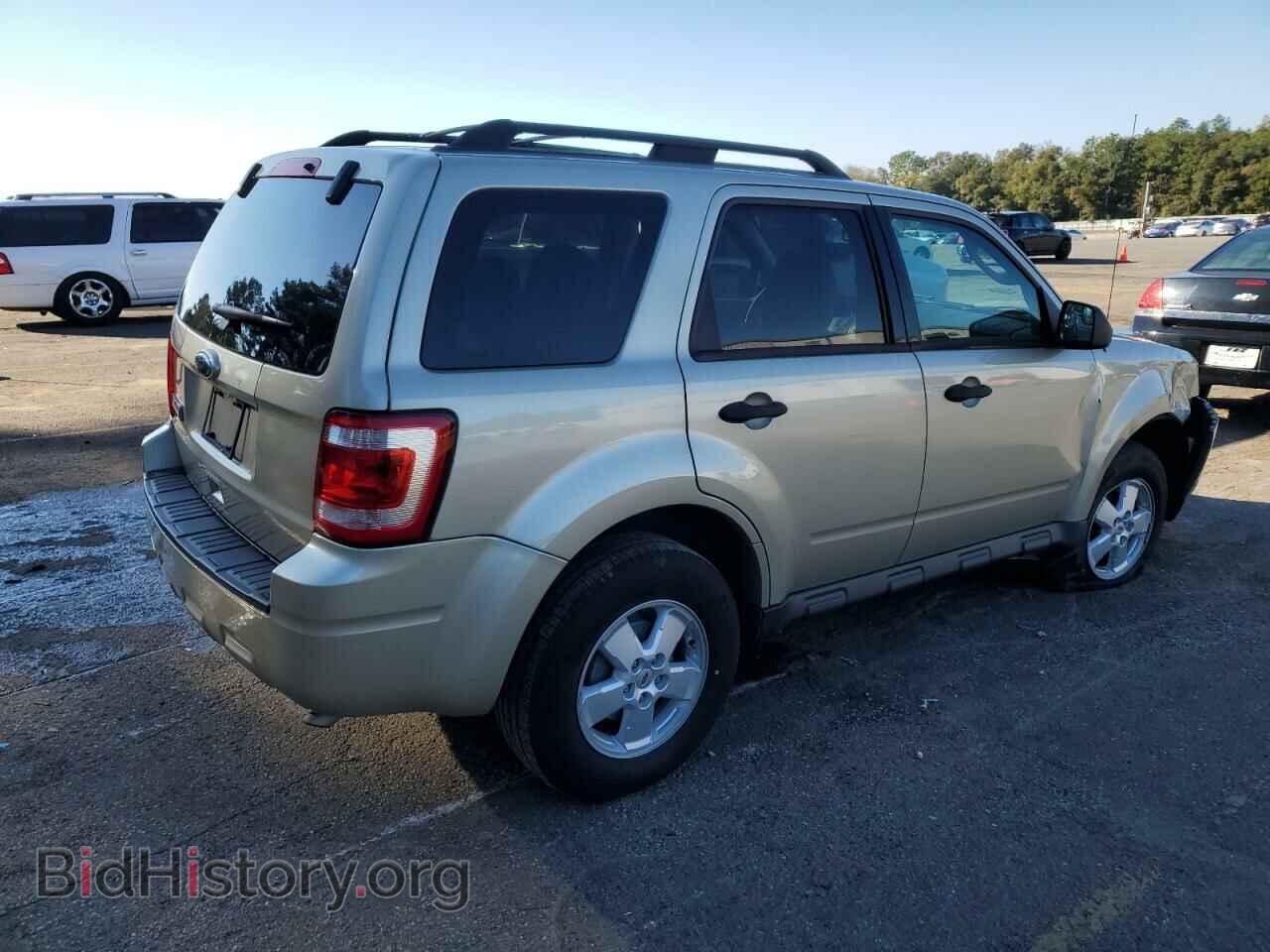 2010 FORD ESCAPE - VIN: 1FMCU0D79AKD00601 - Фото 3