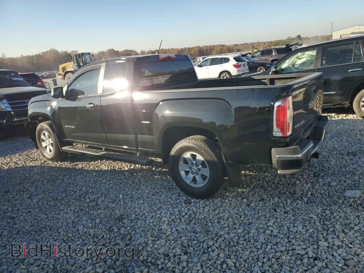 2018 GMC CANYON - VIN: 1GTH5BEA0J1260430 - Photo 2