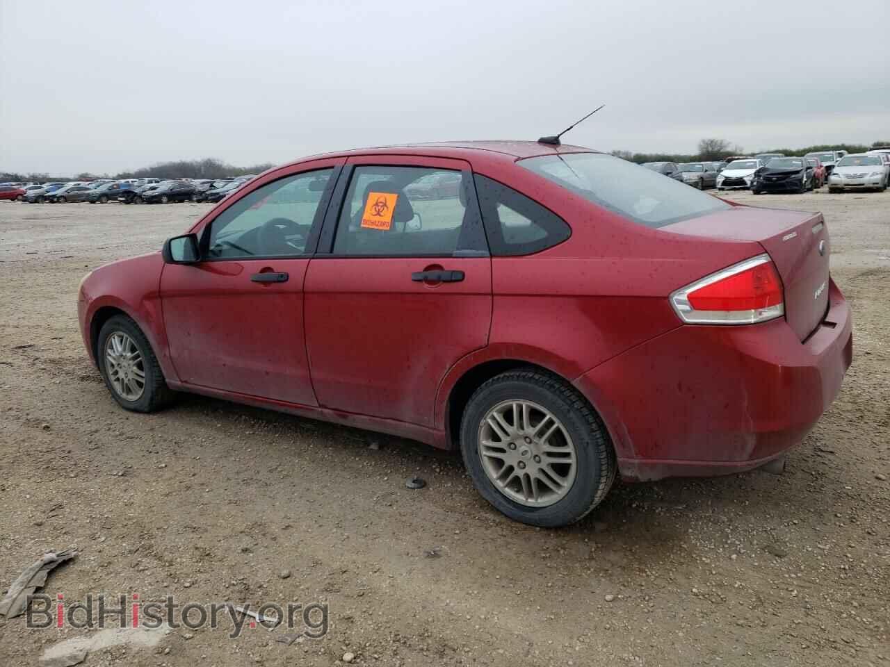 2010 FORD FOCUS - VIN: 1FAHP3FN8AW262761 - Фото 2