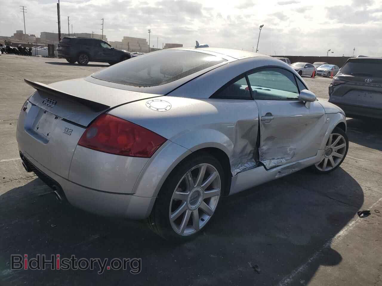 2005 AUDI TT - VIN: TRUWF28N151005820 - Фото 3