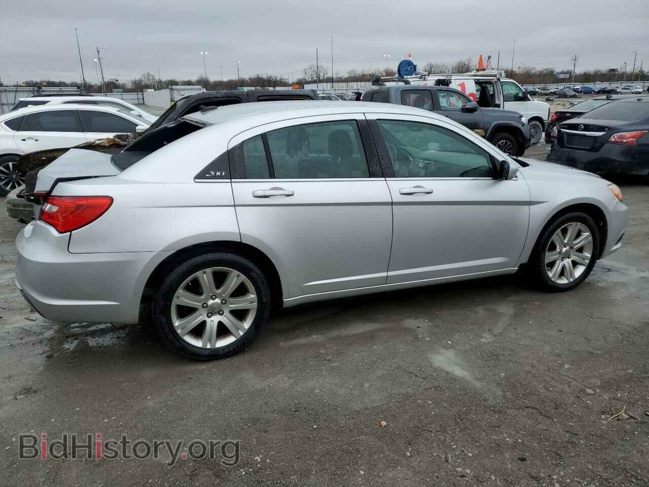 2012 CHRYSLER 200 - VIN: 1C3CCBBB3CN288591 - Фото 3