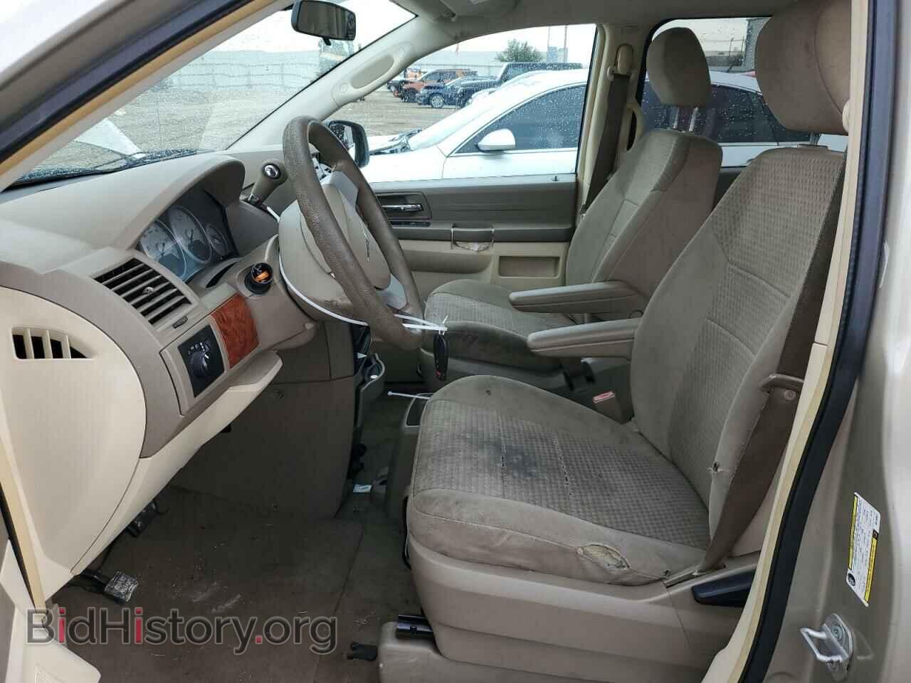 2008 CHRYSLER MINIVAN - VIN: 2A8HR44H18R790631 - Фото 7