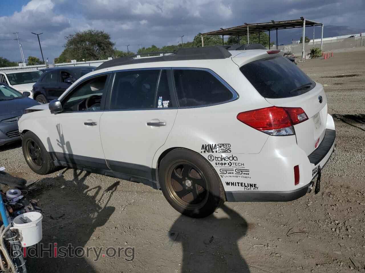 2014 SUBARU OUTBACK - VIN: 4S4BRDPC2E2232595 - Фото 2