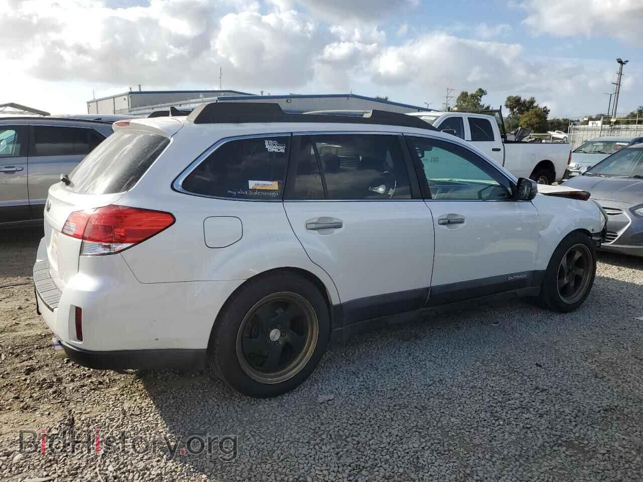 2014 SUBARU OUTBACK - VIN: 4S4BRDPC2E2232595 - Фото 3