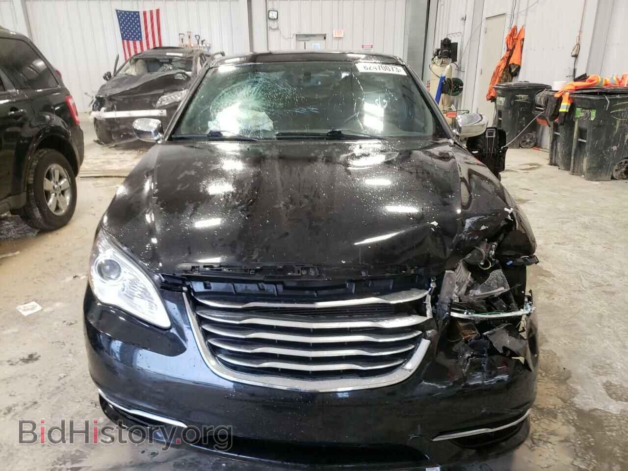 2011 CHRYSLER 200 - VIN: 1C3BC2FBXBN600717 - Фото 5