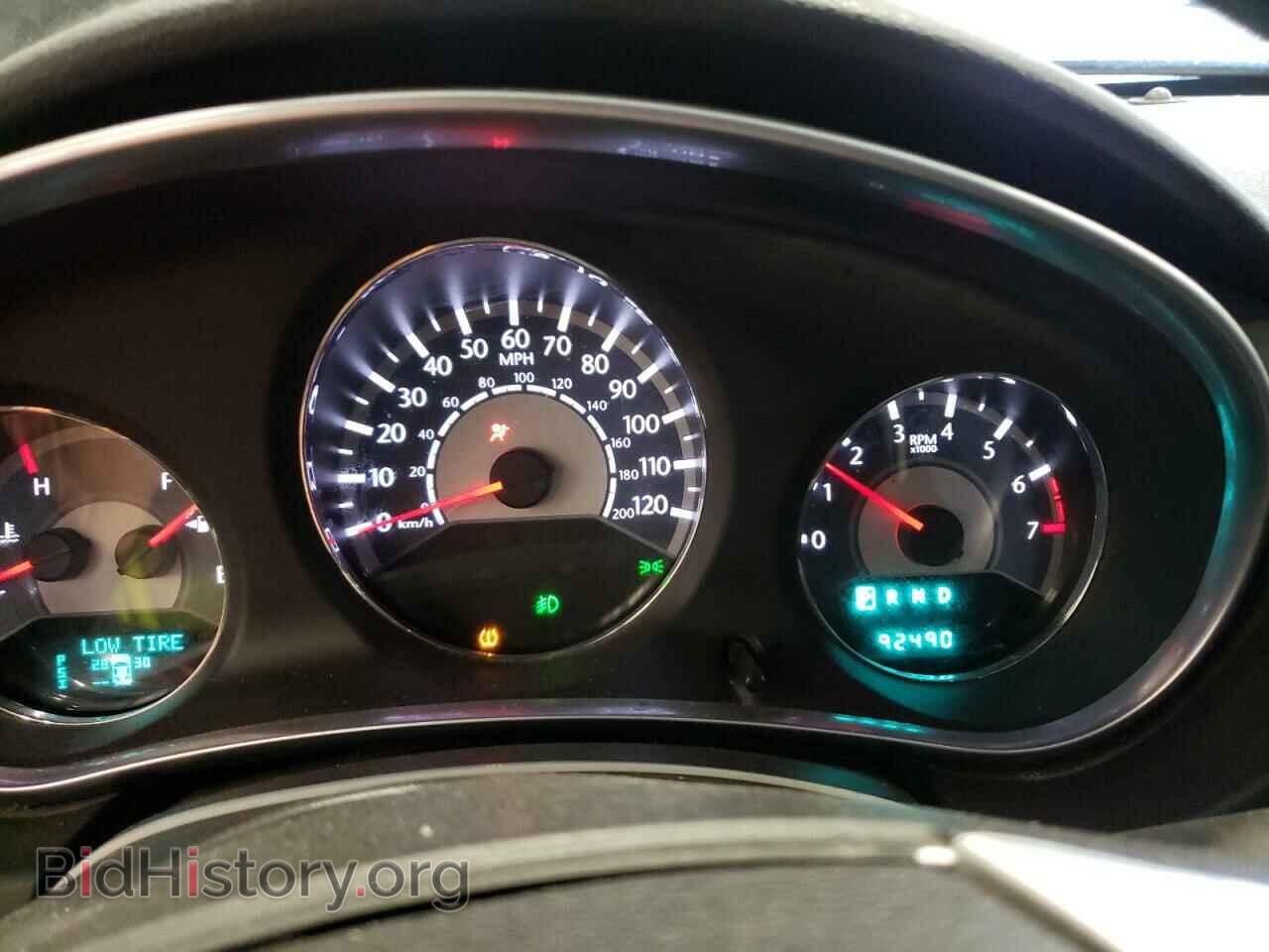 2011 CHRYSLER 200 - VIN: 1C3BC2FBXBN600717 - Фото 9