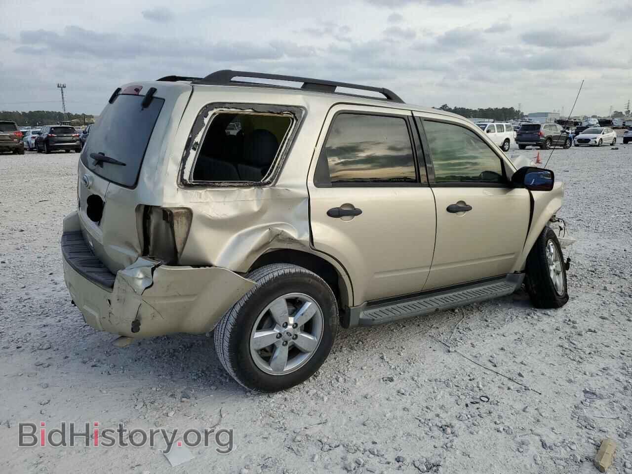 2010 FORD ESCAPE - VIN: 1FMCU0D75AKA71401 - Фото 3