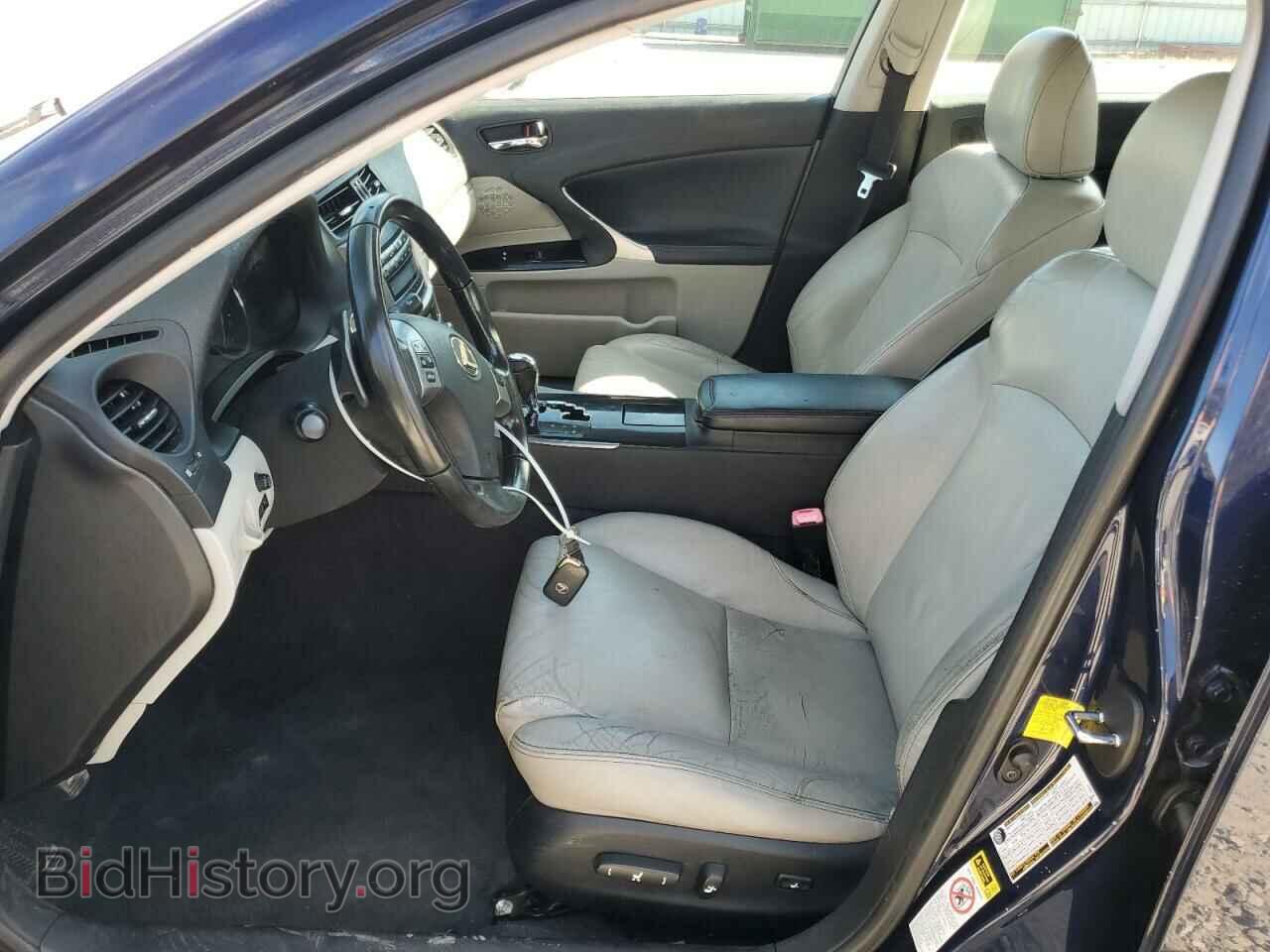 2011 LEXUS IS - VIN: JTHBF5C28B5151965 - Photo 7