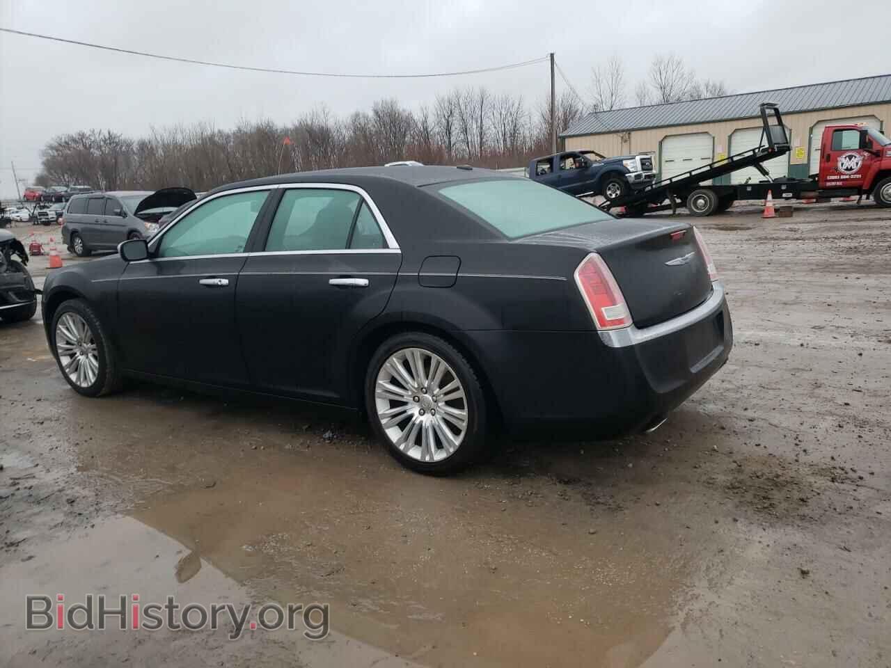 2012 CHRYSLER 300 - VIN: 2C3CCACG7CH173540 - Фото 2