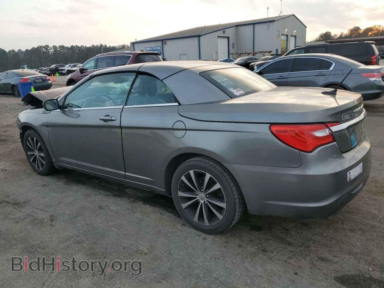 2013 CHRYSLER 200 - VIN: 1C3BCBGG6DN579538 - Фото 2