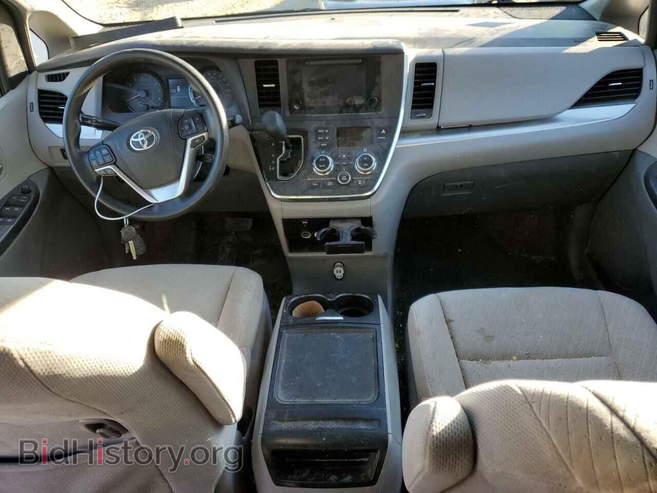2017 TOYOTA All Models - VIN: 5TDJZ3DC7HS165195 - Фото 8
