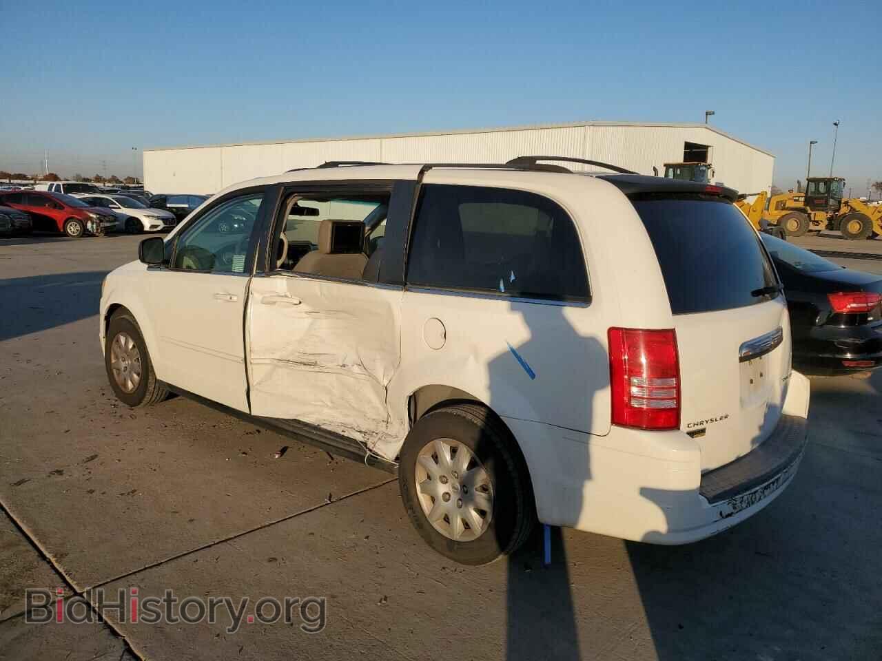 2010 CHRYSLER MINIVAN - VIN: 2A4RR4DE2AR173790 - Фото 2