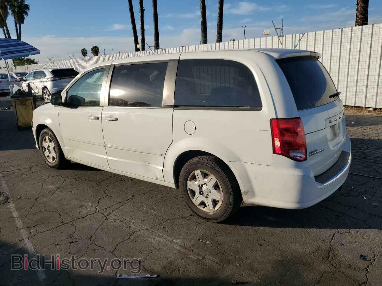 2013 DODGE CARAVAN - VIN: 2C4RDGBG2DR507251 - Фото 2