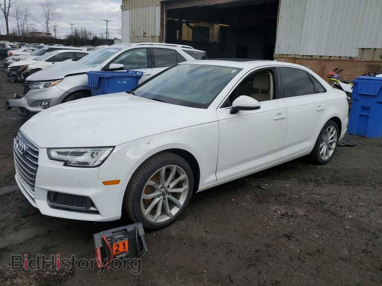 Photo WAUHMAF49KN002016 - AUDI A4 2019
