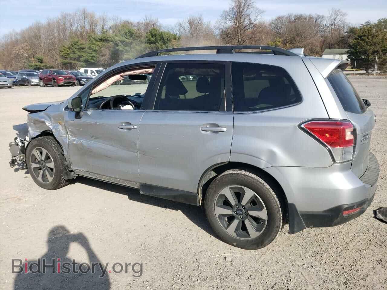 2017 SUBARU FORESTER - VIN: JF2SJARC1HH426268 - Фото 2