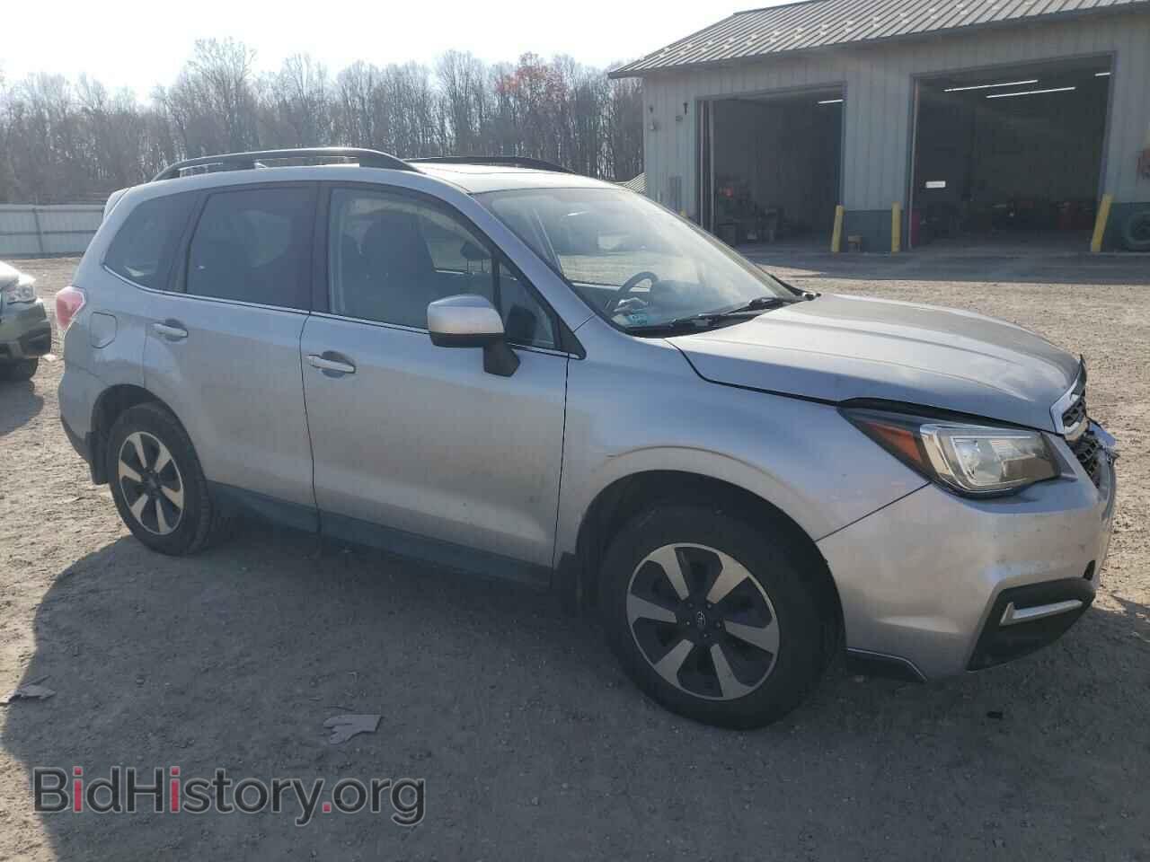 2017 SUBARU FORESTER - VIN: JF2SJARC1HH426268 - Фото 4