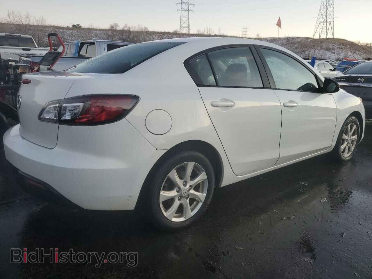 2011 MAZDA 3 - VIN: JM1BL1VG6B1479842 - Фото 3
