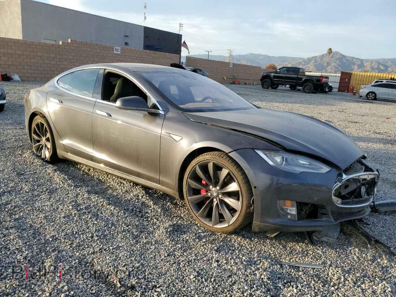 2015 TESLA MODEL S - VIN: 5YJSA1E47FF112117 - Photo 4