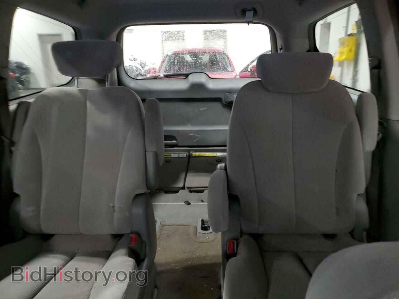 2007 KIA All Models - VIN: KNDMB233476176294 - Photo 10