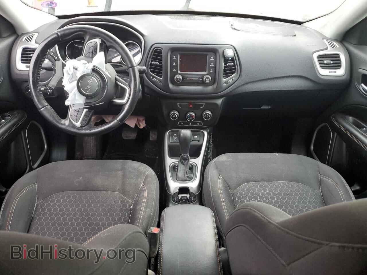 2018 JEEP COMPASS - VIN: 3C4NJCAB2JT133609 - Фото 8