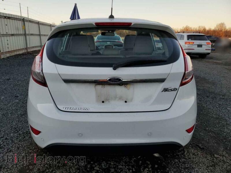 2014 Ford FIESTA (VIN 3FADP4FJXEM210815) — фото 6 из 14