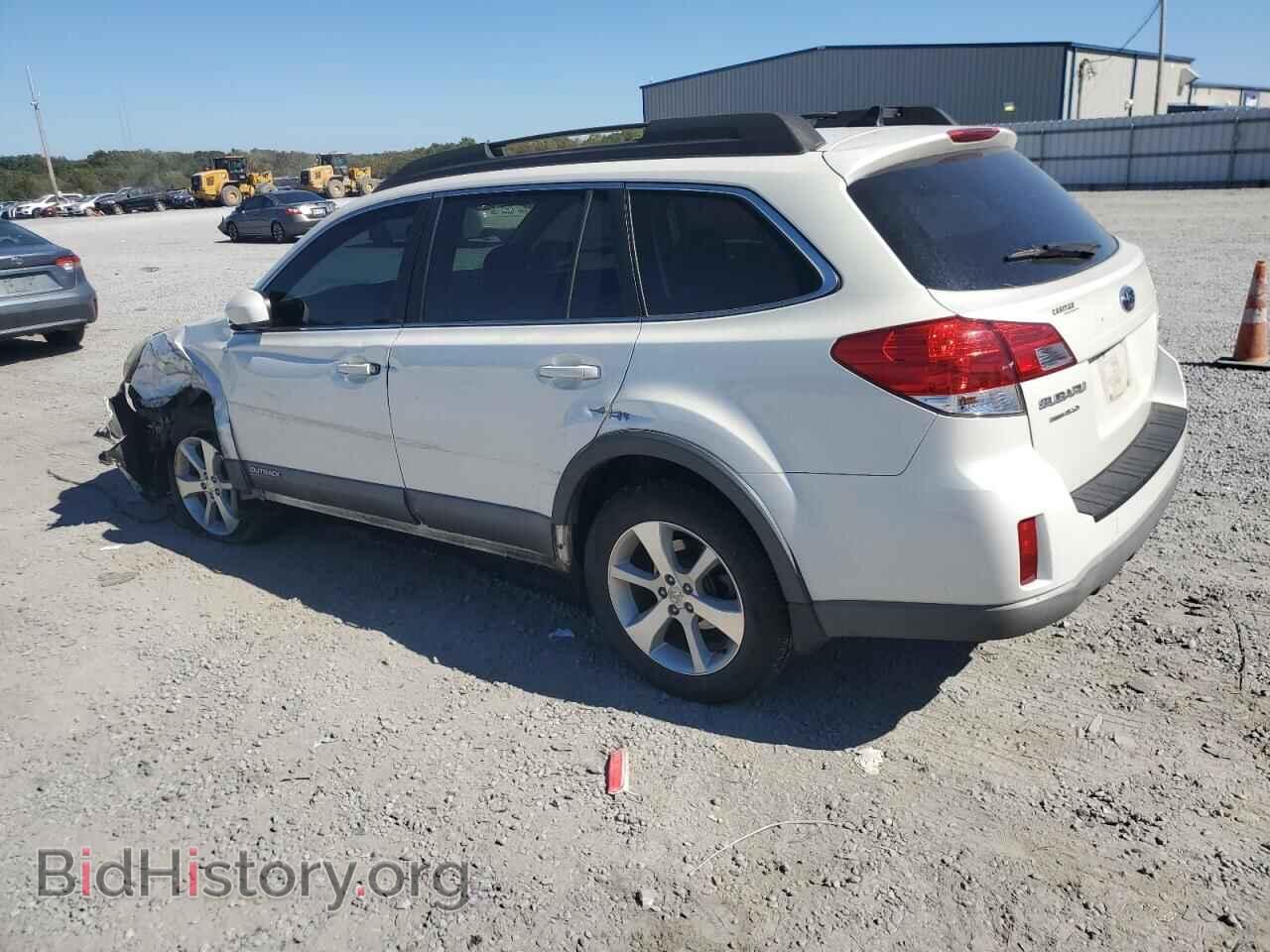 2014 SUBARU OUTBACK - VIN: 4S4BRBLC8E3228636 - Фото 2