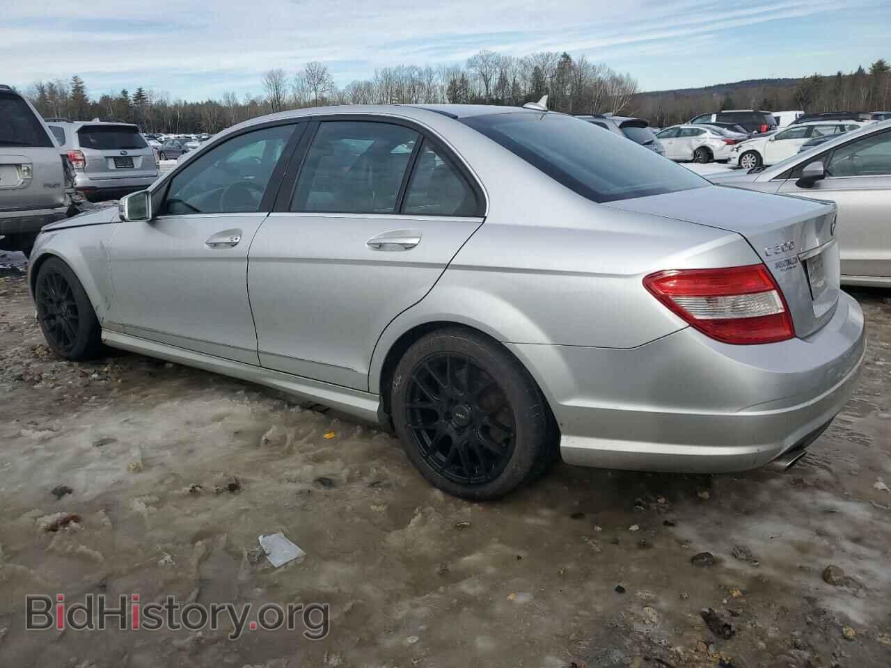 2011 MERCEDES-BENZ C-CLASS - VIN: WDDGF8BB5BA497141 - Фото 2