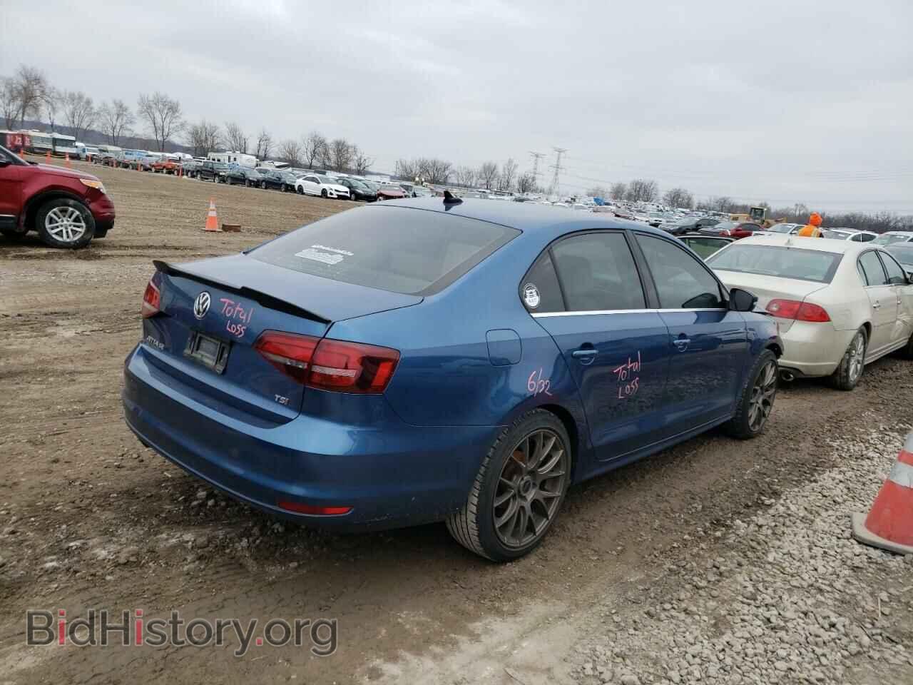 2017 VOLKSWAGEN JETTA - VIN: 3VWDB7AJ7HM372601 - Фото 3