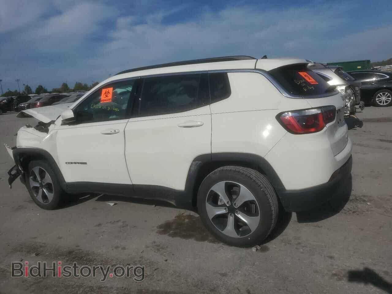 2018 JEEP COMPASS - VIN: 3C4NJCBB9JT265572 - Фото 2